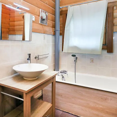 Apartament 1 Bedroom Gorgeous In *